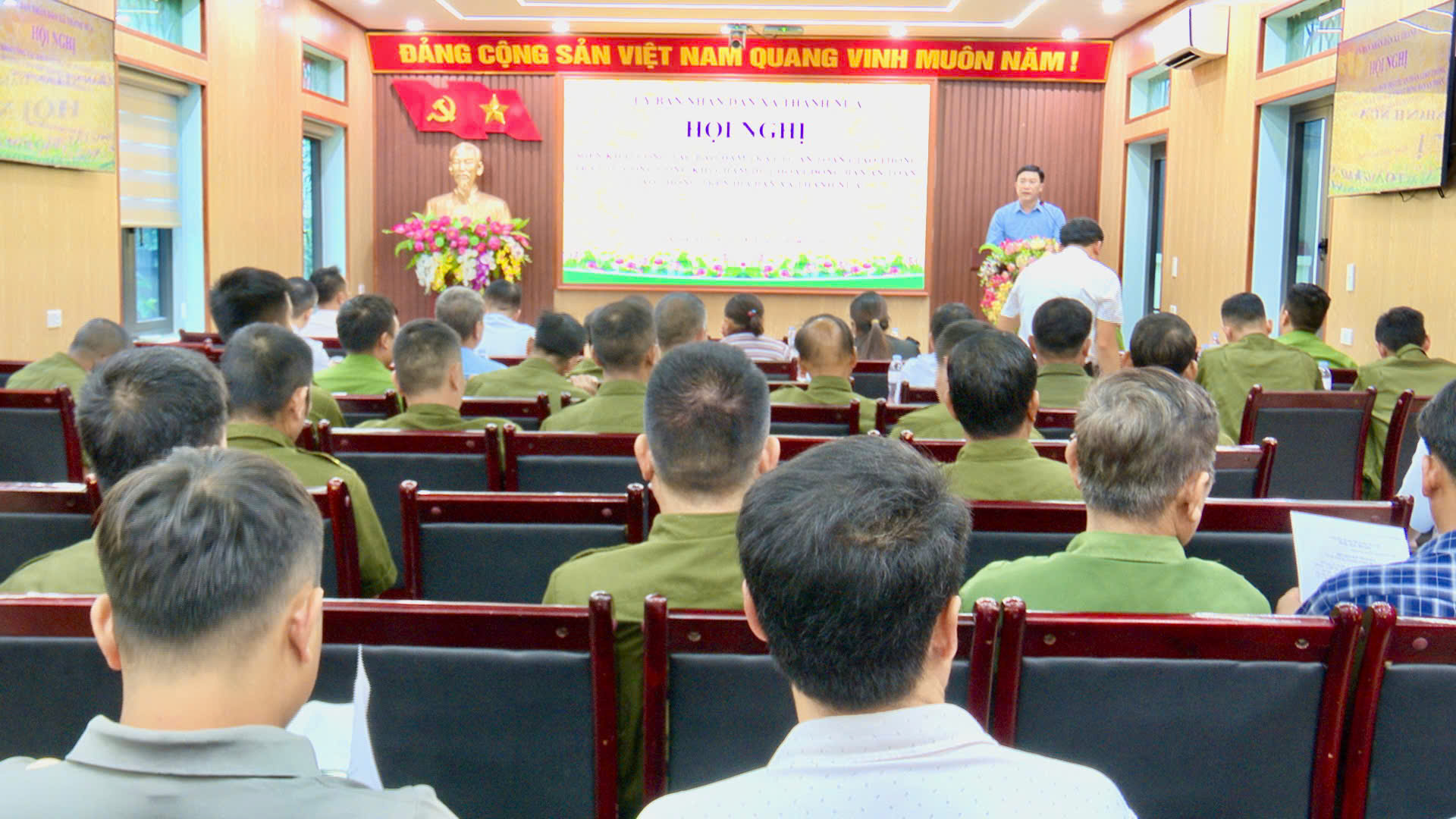 Xã Thanh Nưa triển khai công tác đảm bảo trật tựu an toàn giao thông