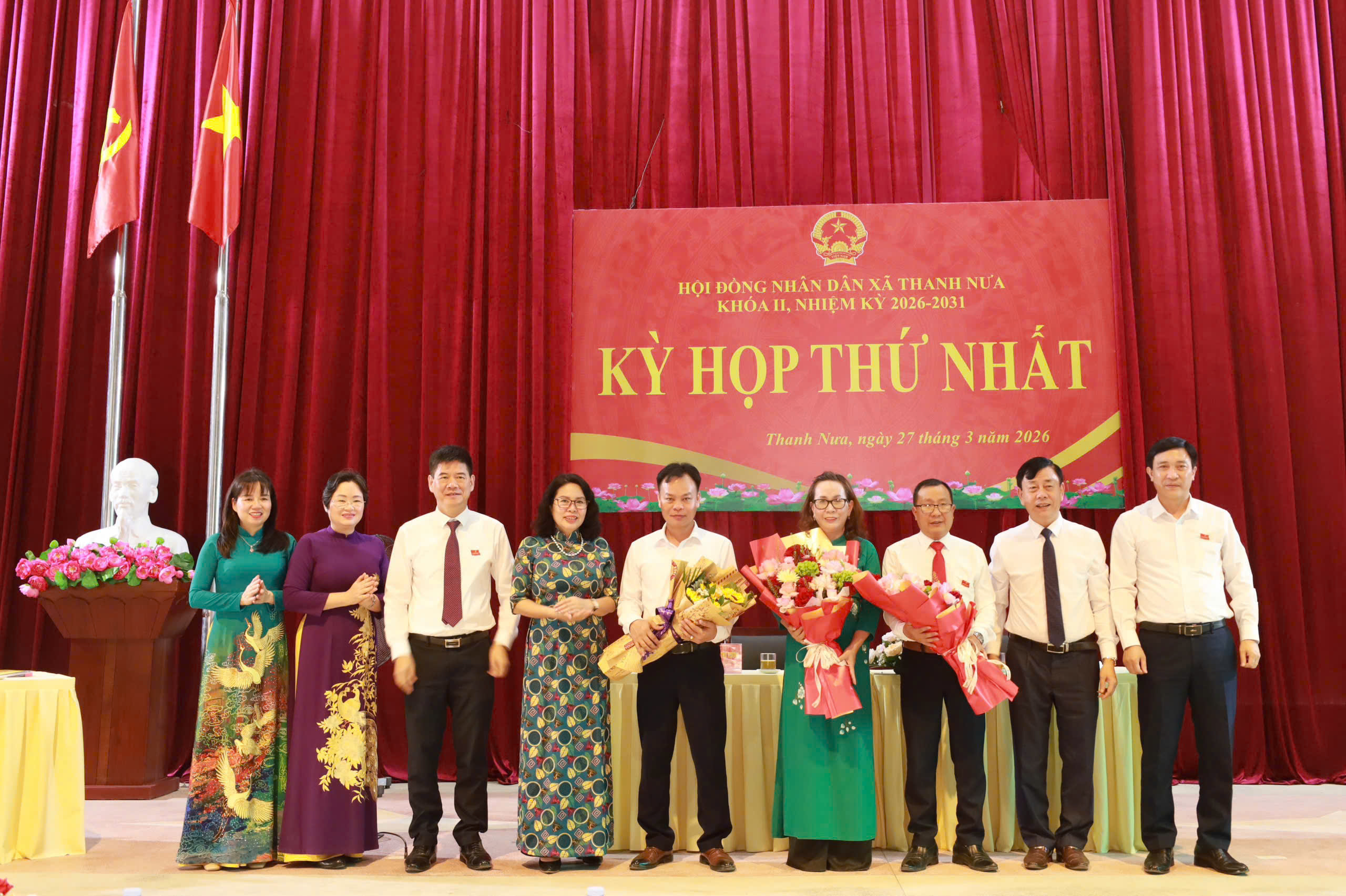 Xã Thanh Nưa tổ chức thành công kỳ họp thứ nhất HĐND khoá II, nhiệm kỳ 2026 - 2031