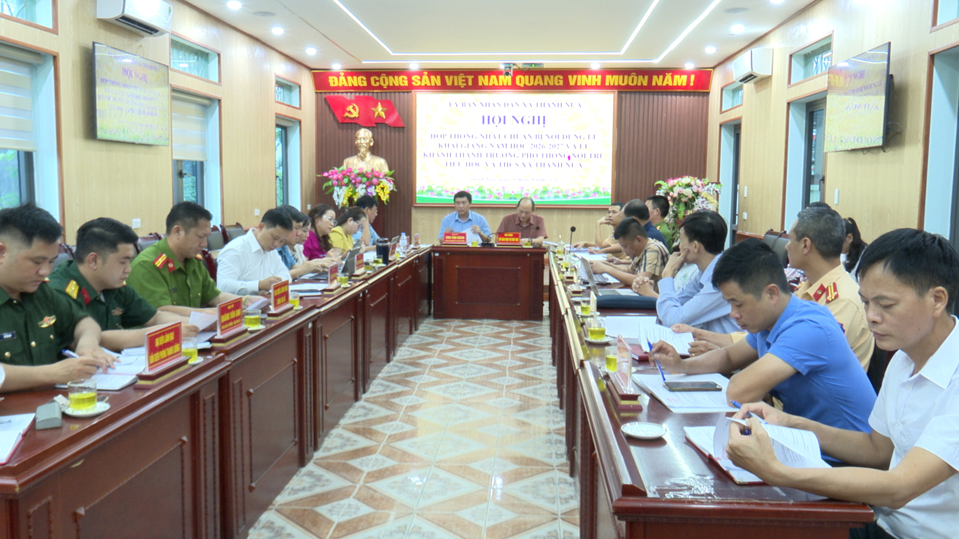 Thống nhất công tác chuẩn bị Lễ khai giảng và Khánh thành trường Phổ thông nội trú tiểu học và THCS Thanh Nưa