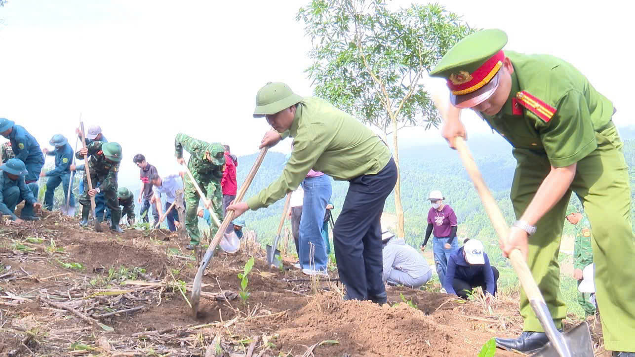 Xã Thanh Nưa đồng loạt ra quân hưởng ứng ngày môi trường thế giới năm 2026