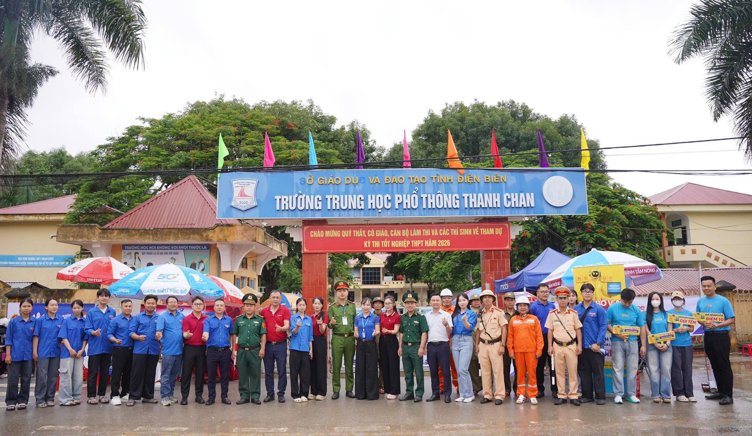 Lực lượng Đoàn viên, thanh niên xã Thanh Nưa thực hiện tiếp sức mùa thi năm 2026