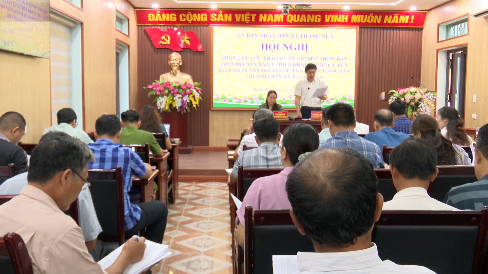Xã Thanh Nưa lấy ý kiến nhân dân về đề án sáp nhập thôn, bản trên địa bàn
